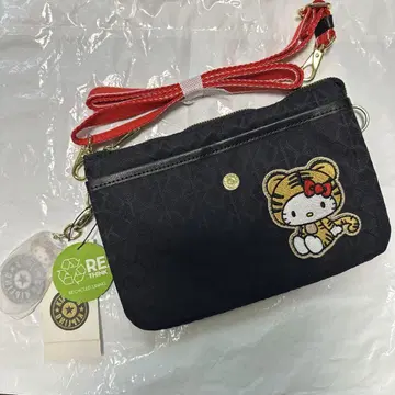 Kipling Hello Kitty Tiger 사코슈