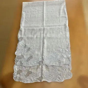 꽃무늬 자수 스톨