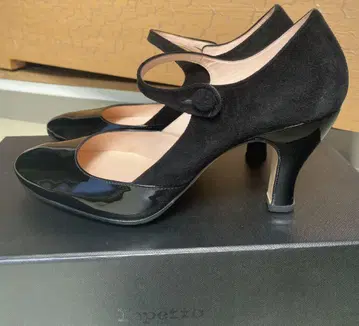 [새상품급] Repetto 블랙 스트랩 펌프스