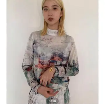 jurk murral 콜라보 그래픽 쉬어 탑