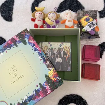 WAY OF GLORY CD&DVD 와 AAA 키링 굿즈 세트