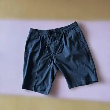 모리스 앤 선즈의 다크 그레이 숏팬츠 허리밴딩 M
