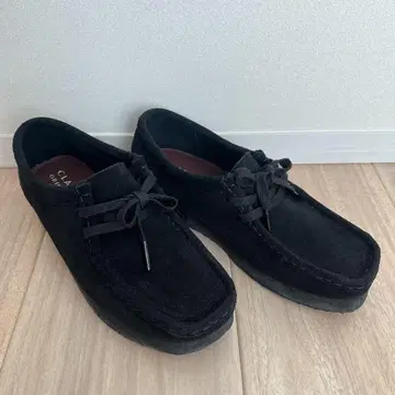 CLARKS 블랙 왈라비