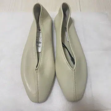 리얼 가죽 발레 슈즈 크림색 플랫 슈즈 38