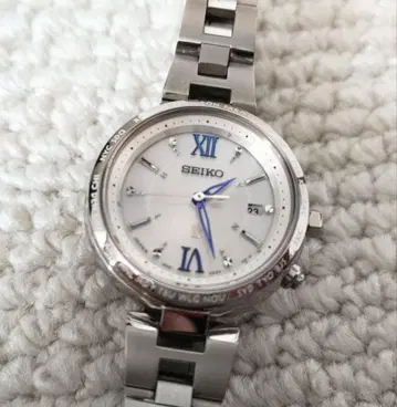 SEIKO 손목시계 루키아 솔라 시계 화이트 다이얼 박스 포함