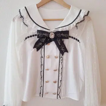 LIZLISA 상의
