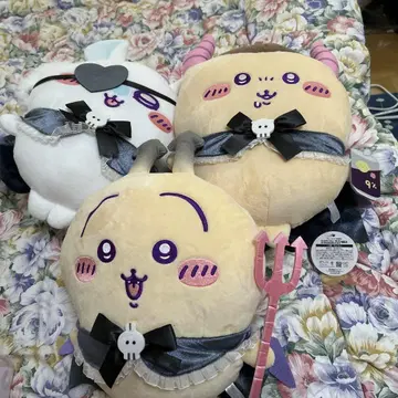 치이카와 천사 악마 아쿠마나 빅 마스코트 토끼 밤만쥬 모모가