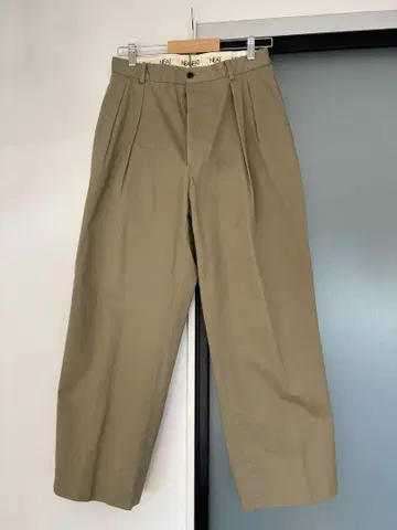 NEAT 치노 베이지 44