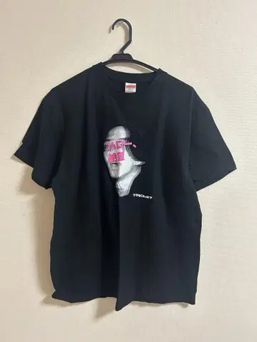 마카로니 연필 티셔츠