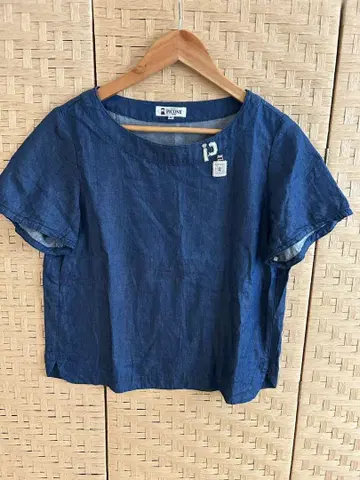 PICONE 피코네 비쥬가 달린 티셔츠 40 사이즈