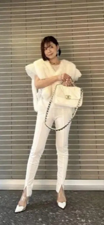 이데알루체 화이트 하이텐션 팬츠