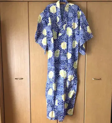 조개 무늬 유카타, 오비 포함