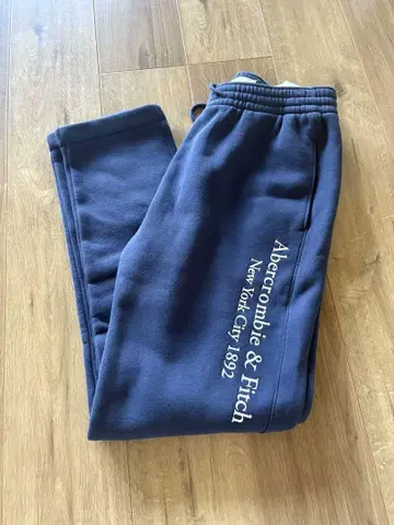 Abercrombie & Fitch 네이비 스웨트 팬츠