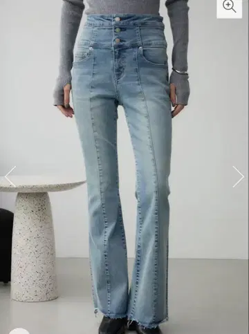 AZUL BY MOUSSY 하이 웨스트 버튼 플레어 데님 S
