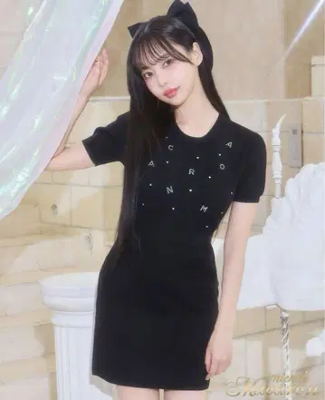 미셸 마카롱 랜덤 스톤 니트 원피스