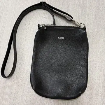 KARKO 블랙 가죽 숄더백