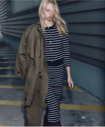 Zara/ 보더 가디건