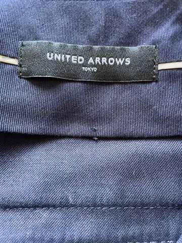 UNITED ARROWS 네이비 체크 무늬 팬츠