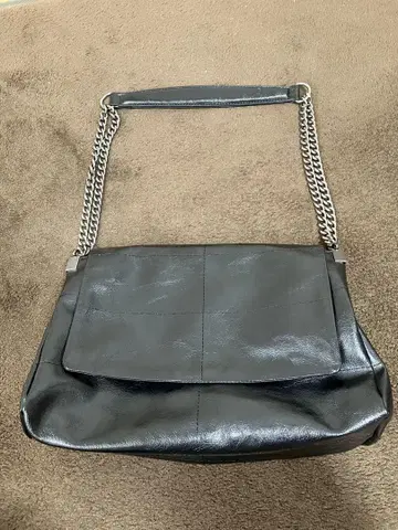 자라 블랙 가죽 숄더백