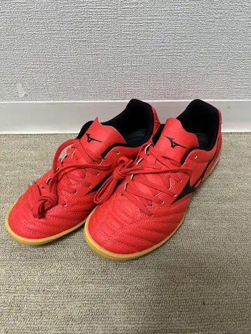 거의 새상품 미즈노 모나르시다 네오 22.5cm