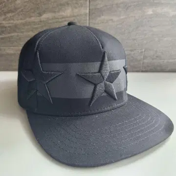 STAMPD 캡 스타