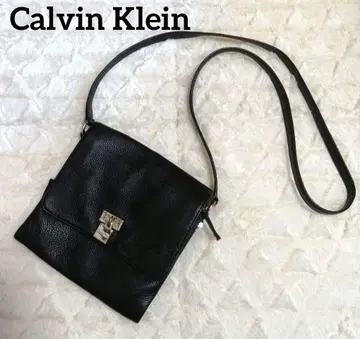 Calvin Klein 숄더백 블랙