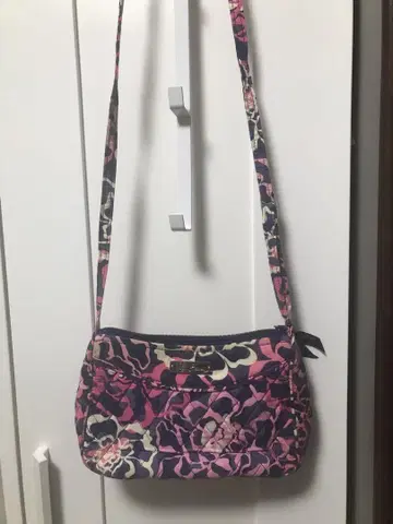 Vera Bradley 꽃무늬 숄더백