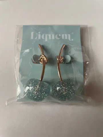 liquem 리큐엠 체리 귀걸이 스플래쉬 미개봉 새상품