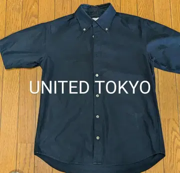 UNITED TOKYO 네이비 반팔 셔츠 사이즈 2