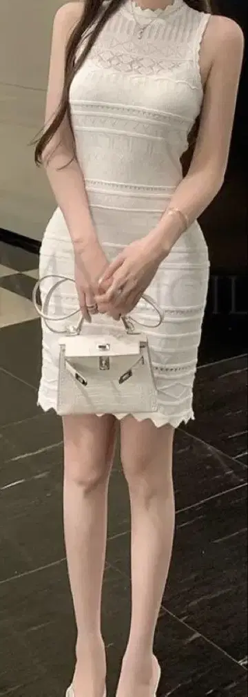 미사용 새상품 슬리브리스 미니 원피스