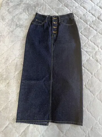 moussy 다크 데님 타이트 스커트 버튼 프론트