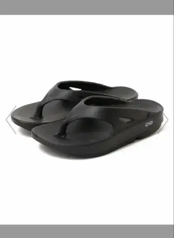 OOFOS 블랙 샌들 세련된 블랙 23cm 우포스