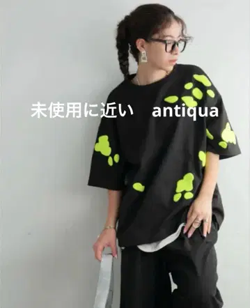 미사용에 가까운 안티카 완판템 사가라 자수 블랙 x 라임 티셔츠