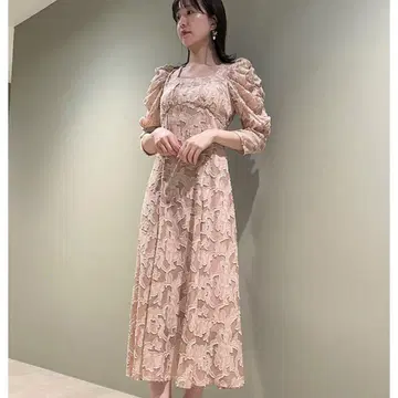 SNIDEL 슬리브 볼륨 자카드 원피스