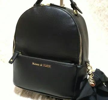메종 드 플뢰르 Maison de FLEUR 블랙 백팩 리본 참 포함