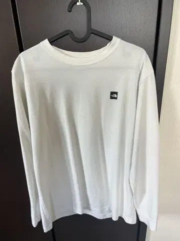 THE NORTH FACE 화이트 롱 슬리브 T셔츠 L