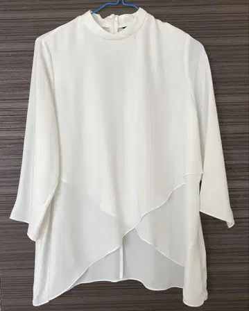 자라 화이트 쉬폰 블라우스 XL