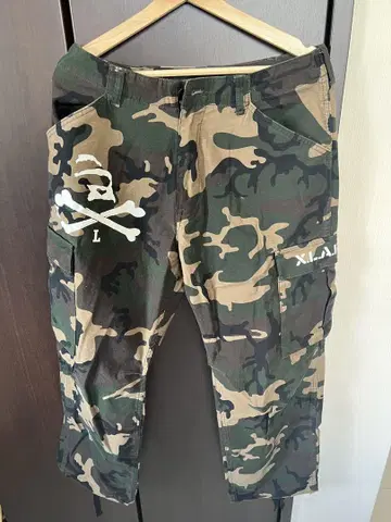 XLARGE 카모플라쥬 카고 팬츠 32인치