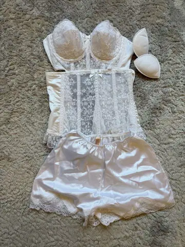 브라이덜 이너 화이트 E65