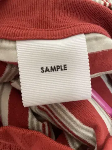 sample 타카사키 보더 레드 오버 사이즈 티셔츠
