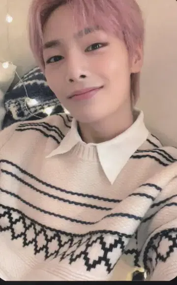 StrayKids FC 3기 I.N 트레이딩 카드 뒷면 브라운