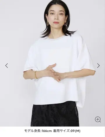 현재 정가 판매 중 INED 이네드 땀 흡수 속건성 조젯 풀오버 9호