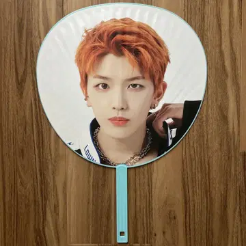 INI 타카츠카 다이스케 부채