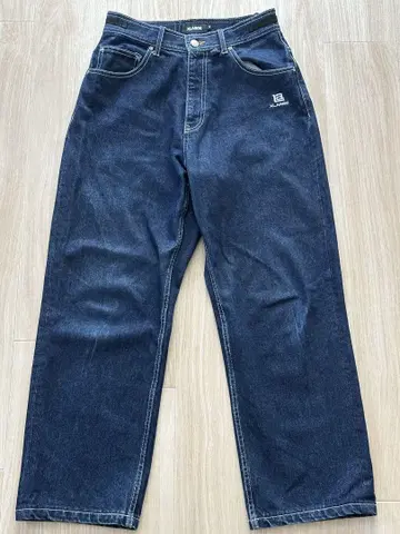 X-LARGE 청바지