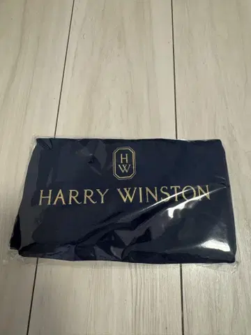 HARRY WINSTON 토트백