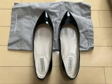 파비올루스콘니 에나멜 펌프스 35 22.5 cm