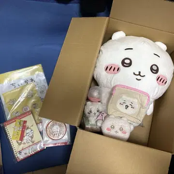 치이카와 (먼작귀) 초 빅 봉제 인형이 들어 있습니다! 행운의 상자!