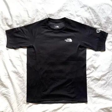 THE NORTH FACE 블랙 티셔츠 NT12324