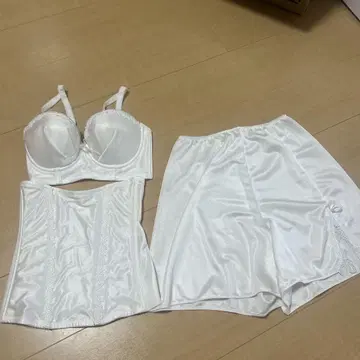 브라이덜 이너 세트 브라이덜 이너 허그