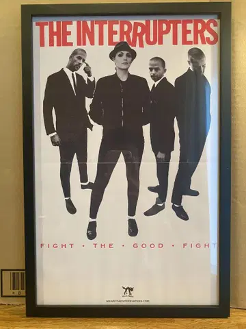 INTERRUPTERS 포스터 FIGHT THE GOOD FIGHT